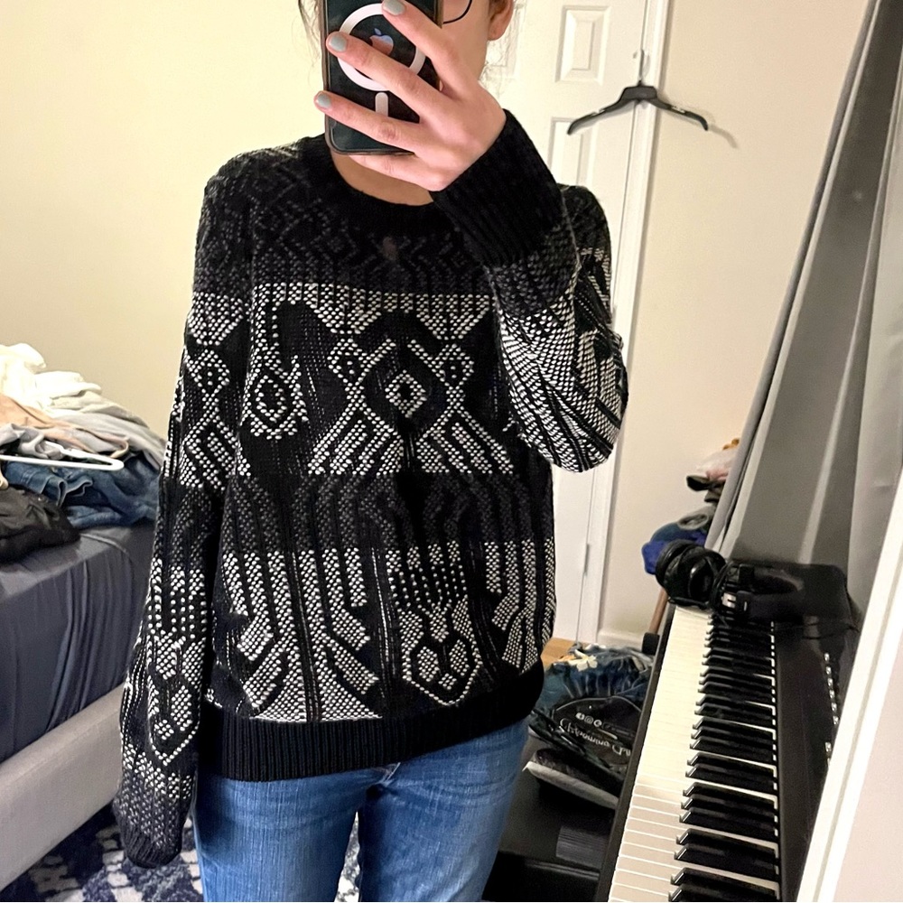 Patterned J.Crew Sweater - Picture 5 of 7